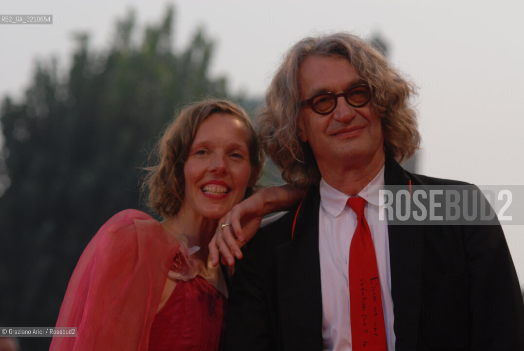 06/09/08 - 65th VENICE  INTERNATIONAL FILM FESTIVAL - GOLDEN LION NIGHT.RED CARPET.THE FILM DIRECTOR WIM WENDERS AND HER WIFE  © ERREBI