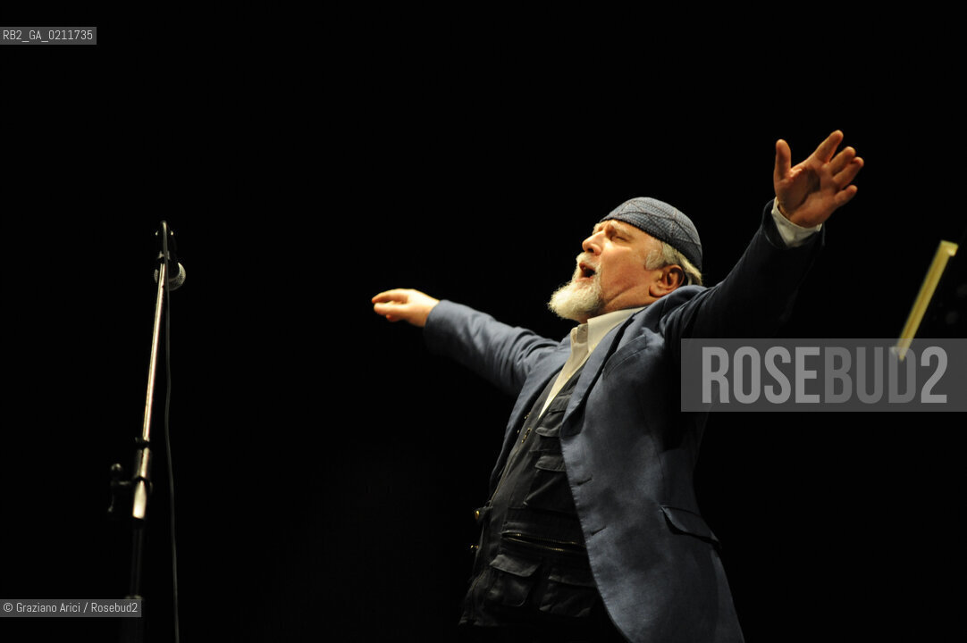 VENICE, 18.01.2009. MONI OVADIA, ACTOR, WRITER AND SINGER © MARTABUSO/ARICI/GRAZIANERI LETTERATURA TEATRO