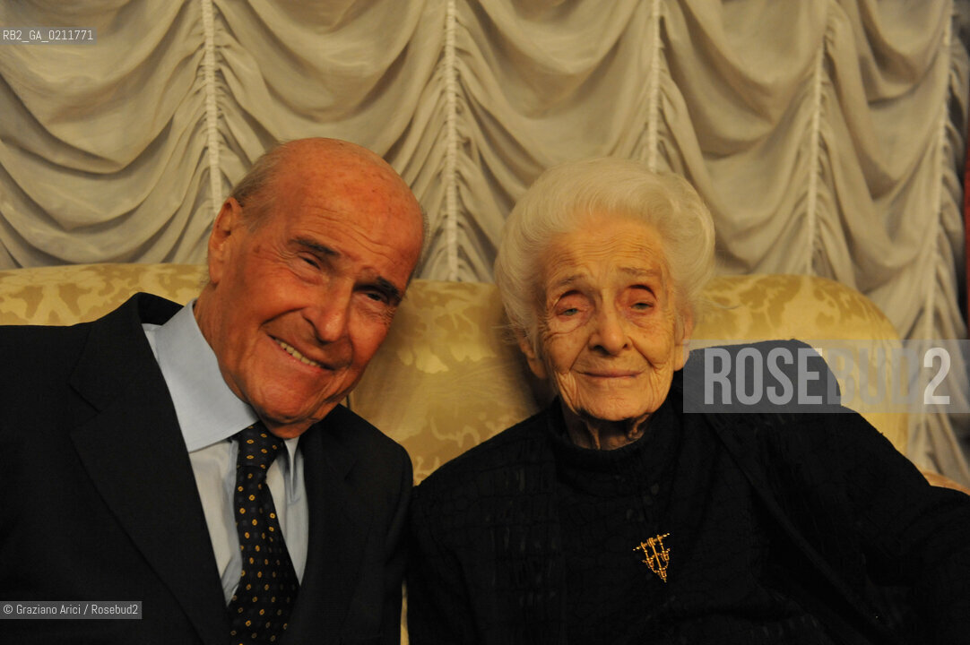 THE NOBEL PRIZE FOR THE MEDICINE RITA LEVI MONTALCINI WITH UMBERTO VERONESI ©Graziano Arici/Rosebud2 MEDICINA BIOLOGIA GENETICA