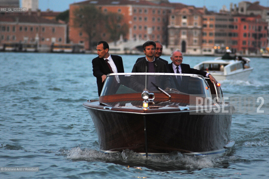 VENICE, 24.04.2009. PRIVATE PARTY IN THE PUNTA DELLA DOGANA CONTEMPORARY ART CENTRE ON THE OCCASION OF THE MARRIAGE OF THE ACTRESS SALMA HAYEK WITH FRANCOIS-HENRI PINAULT: FRANCOIS PINAULT AND JAQUES CHIRAC © MARTABUSO/ARICI