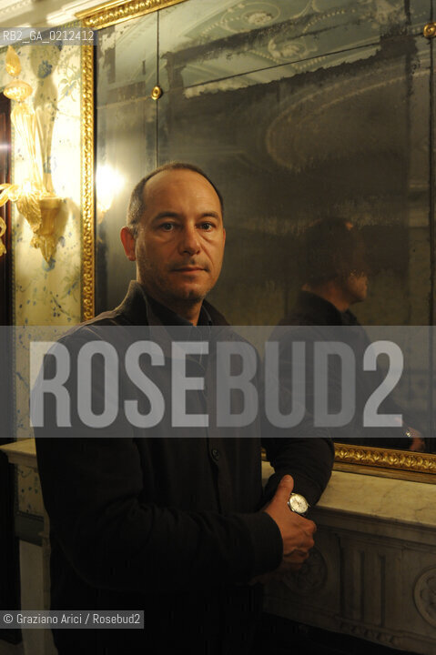 VENICE, 08.04.2009. FONDAZIONE CLAUDIO BUZIOL. PORTRAIT OF THE WRITER AND POET GIAN MARIO VILLALTA © MATABUSO/ARICI/GRAZIANERI RITRATTO POESIA LETTERATURA