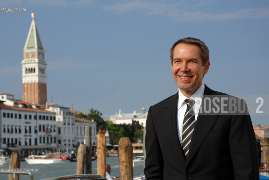 © 03/06/09 - - Venezia - Museo Punta della Dogana - Red Carpet - Jeff Koons ©Graziano Arici/Rosebud2