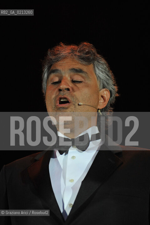 VENICE 1/07/09 - THE SINGER ANDREA BOCELLI SINGS IN VENICE - ©Graziano Arici/Rosebud2 CANTANTE MUSICA POP LIRICA