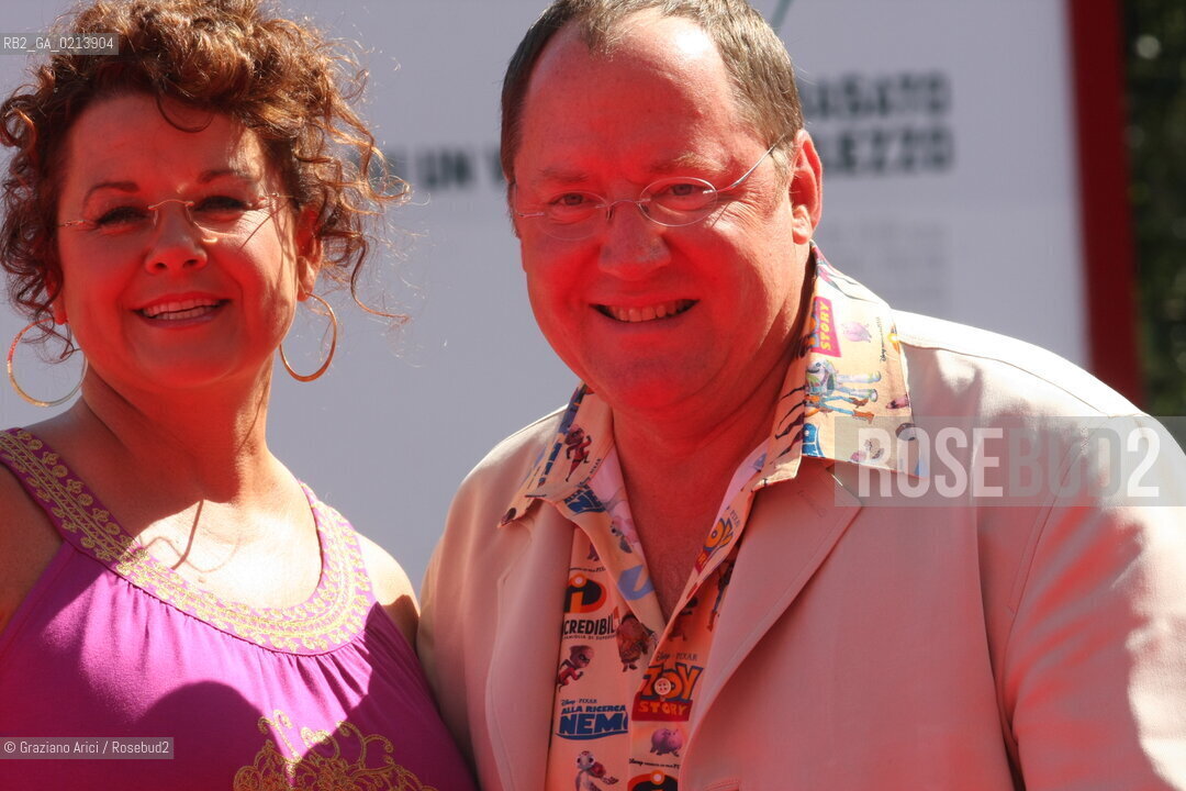 Italy, Venice - September 06th, 2009.66th VENICE INTERNATIONAL FILM FESTIVAL - RED CARPET FOR GOLDEN LION FOR LIFETIME ACHIEVEMENT TO JOHN LASSETER . THE DIRECTOR JOHN LASSETER AND HIS WIFE NANCY