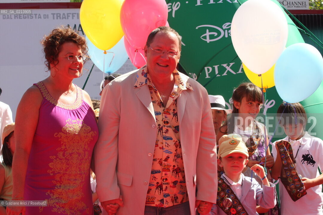 Italy, Venice - September 06th, 2009.66th VENICE INTERNATIONAL FILM FESTIVAL - RED CARPET FOR GOLDEN LION FOR LIFETIME ACHIEVEMENT TO JOHN LASSETER . THE DIRECTOR JOHN LASSETER AND HIS WIFE NANCY