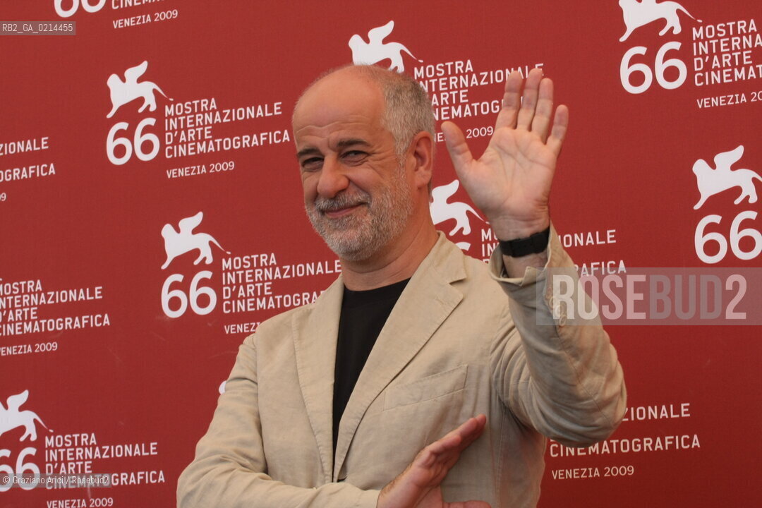 Italy, Venice - September 09th, 2009.66th VENICE INTERNATIONAL FILM FESTIVAL - FILM: DESERTO ROSA- LUIGI GHIRRI AND CITAEM BLOKADNUJU KNIGU (READING BOOK OF BLOCKADE) - THE NARRATOR TONI SERVILLO