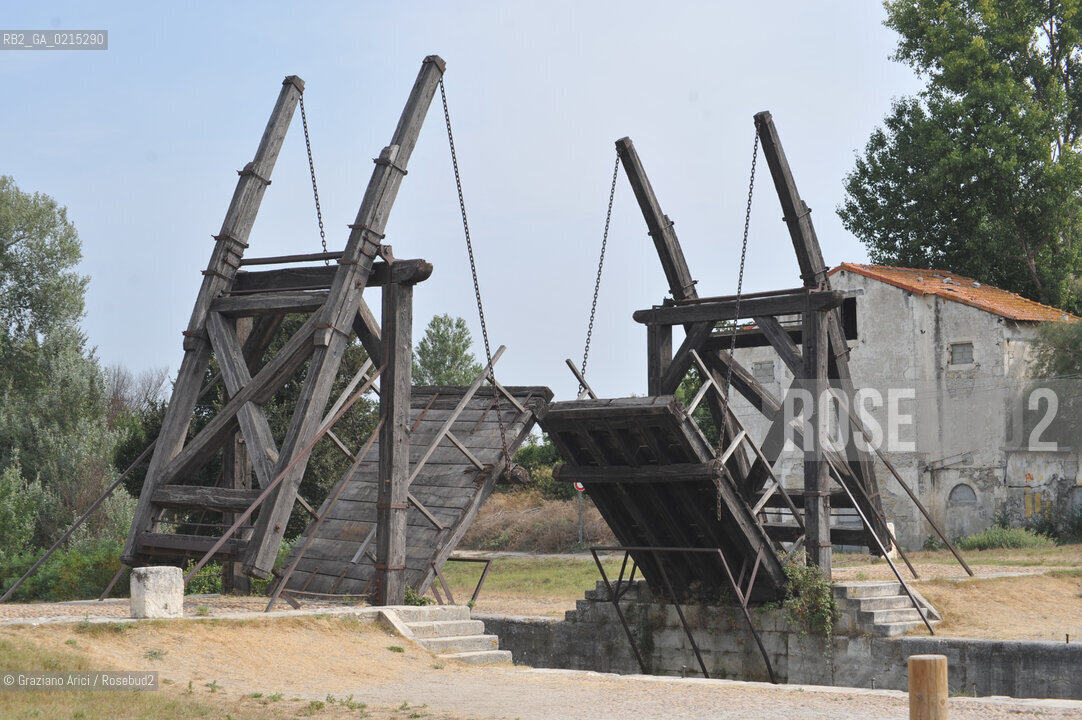 Arles (France - Provence - Provenza) 8/09 - Van Gogh bridge ©Graziano Arici/Rosebud2 geo ponte