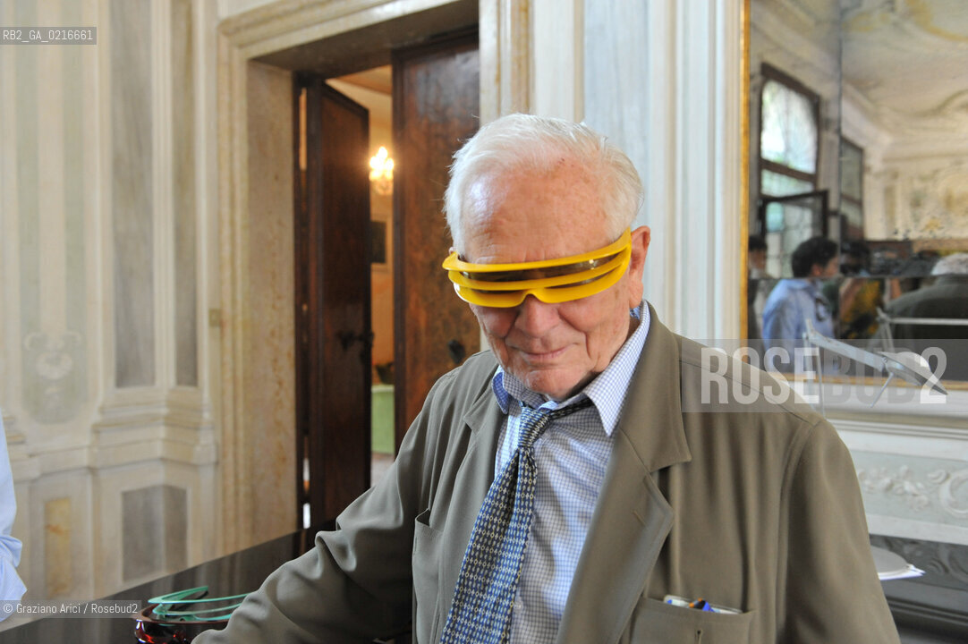 Venice 2/7/10 - the fashion designer Pierre Cardin open his Palace in Venice to present his Musical Casanova in World Premiere in Venice. His Palace, Cà Bragadin, was the House of Giacomo Casanova: Here Pierre Cardin is with his lasta Creation: The Glasses Casanova. stilista moda occhiali ©Graziano Arici/Rosebud2