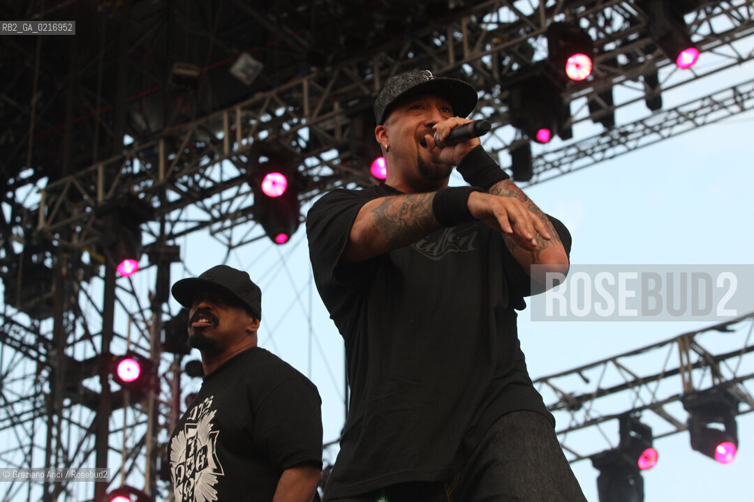 05/07/10 ERREBI - HEINEKEN JAMMIN FESTIVAL - CONCERTO DI CYPRESS HILL - B-REAL LOUIS FREESE CON SEN DOG