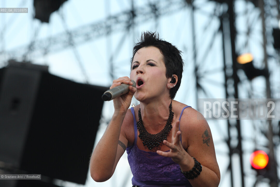 03/07/10 ERREBI - HEINEKEN JAMMIN FESTIVAL - THE CRANBERRIES - DOLORES 0RIORDAN