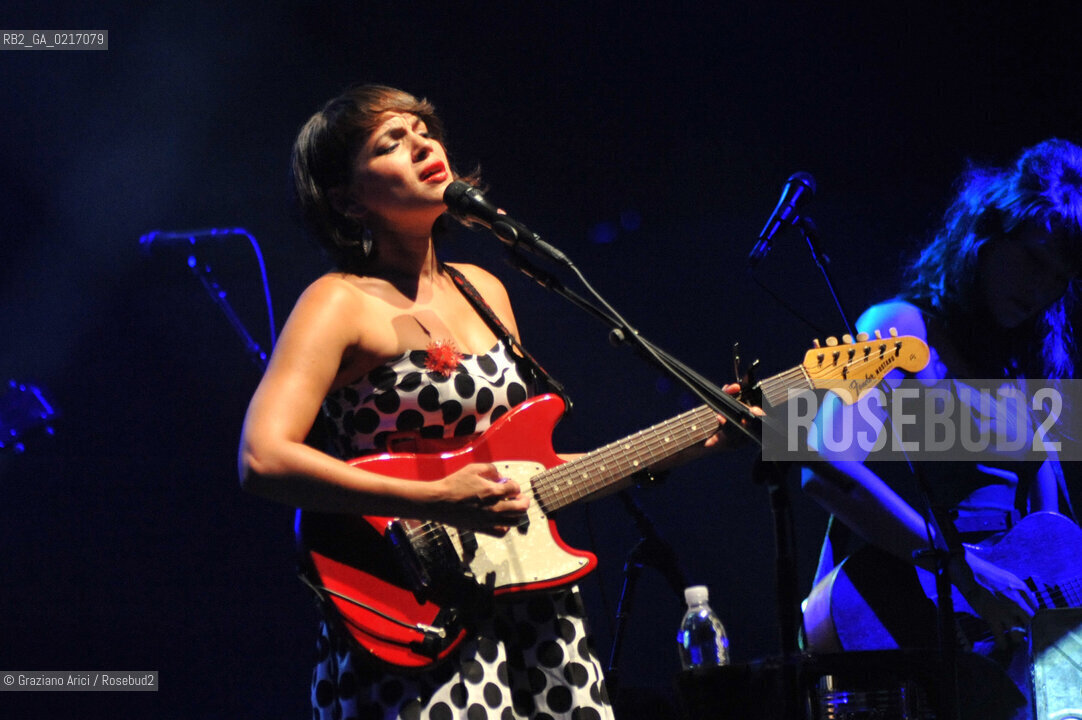 Venice - 24/07/10 The singer and musician Norah Jones musica pop rock ©Graziano Arici/Rosebud2