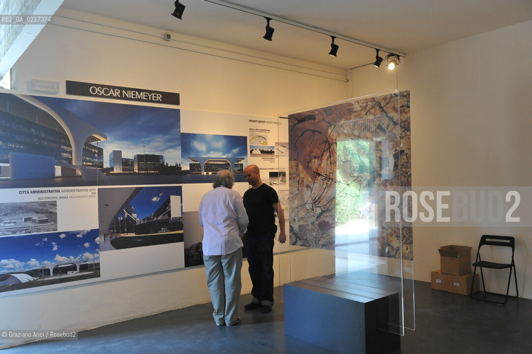 Venice 26/08/2010 -  12 Architecture Biennale: Brazil Pavillon -  Architettura architetti giardini ©Graziano Arici/Rosebud2