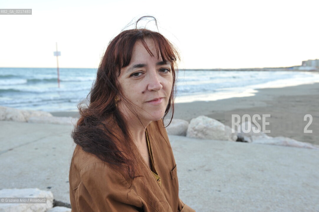 Venice 3/09/10 - The writer Laura Pariani in the Venice Lido Beach letteratura ©Graziano Arici/Rosebud2