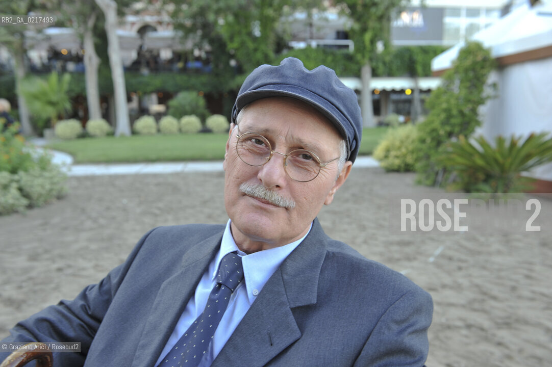 Venice 3/09/10 - The writer Antonio Pennacchi in the Venice Lido Beach letteratura ©Graziano Arici/Rosebud2