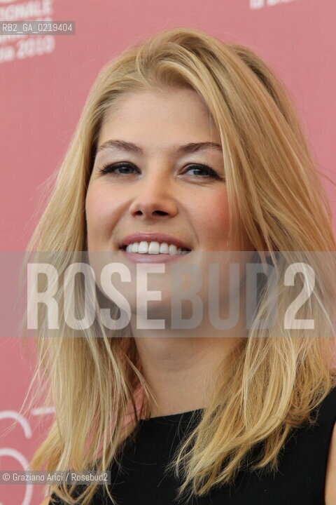 67th Venice International Film Festival - Venice September 10, 2010 - Photocall of the film Barneys Version - Actress Rosamund Pike
