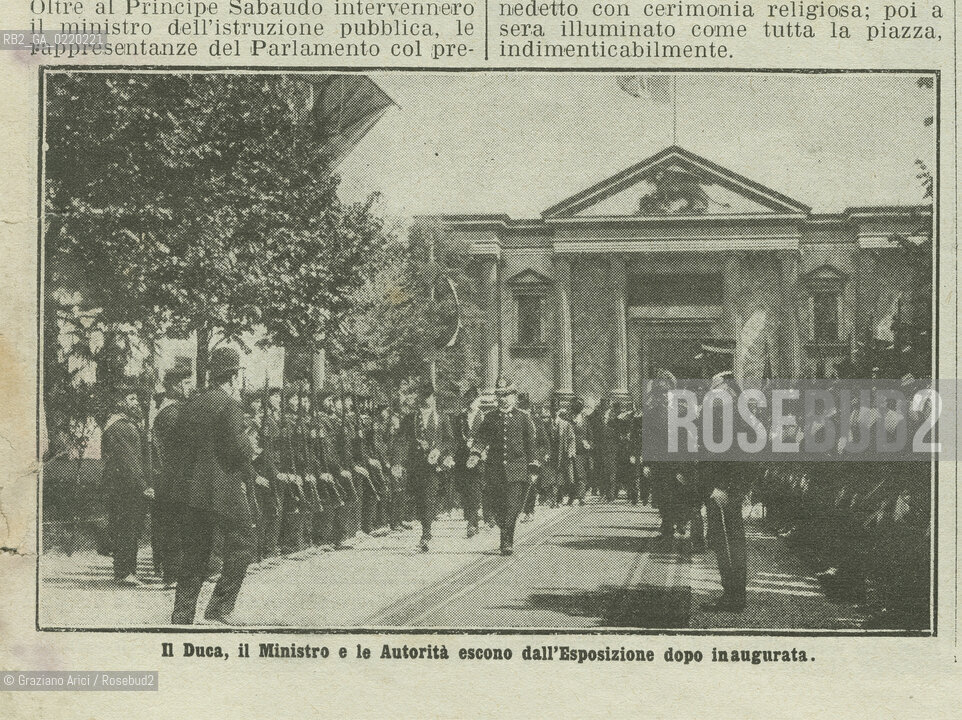 VENICE, MAY 1912. FOTOSERVIZIO DALLE PAGINE DELLA LA DOMENICA DEL CORRIERE :LE AUTORITA DOPO LINAUGURAZIONE DELLESPOSIZIONE AI GIARDINI .REPORTAGE FROM  LA DOMENICA DEL CORRIERE La cessione dei diritti si intende per quanto di nostra competenza; non comprende invece le eventuali spese relative a diritti che potranno essere richiesti dagli Enti cui appartengono le opere riprese. Tali costi, ove neccessari, e l’espletamento di qualsivoglia pratica di richiesta permessi sono esclusivamente  a  carico del committente. ©  ARCHIVIO Graziano Arici/Rosebud2