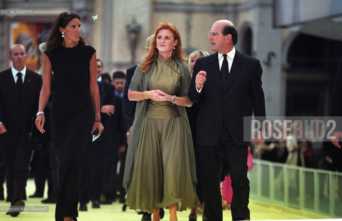 - Venezia,1999. 56°Festival Internazionale dArte Cinematografica. La principessa Sarah Ferguson e Gaddo della Gherardesca. Cinema politica principessa .- Venice,1999. 56th Venice International Film Festival. The princess Sarah Ferguson  with Gaddo della Gherardesca ©  Graziano Arici