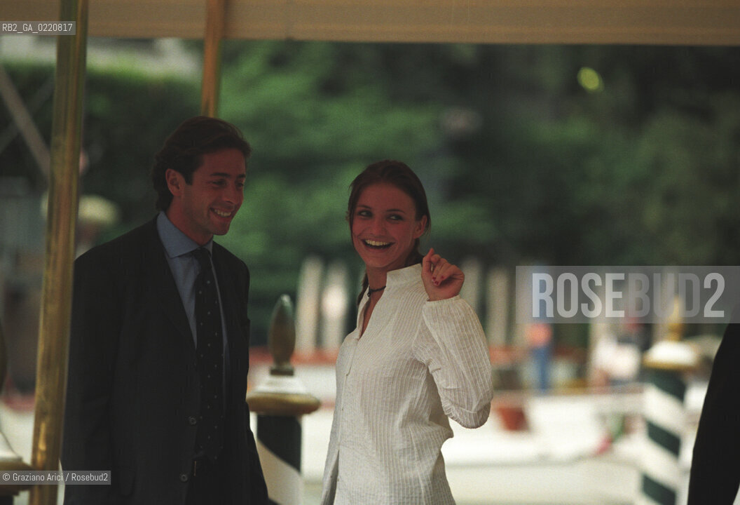 - Venezia,1999. 56°Festival Internazionale dArte Cinematografica. Lattrice Cameron Diaz allarrivo allHotel Excelsior. Cinema attrice ritratto.- Venice,1999. 56th Venice International Film Festival. Hotel Excelsior, portrait of the actress Cameron Diaz  ©  Graziano Arici