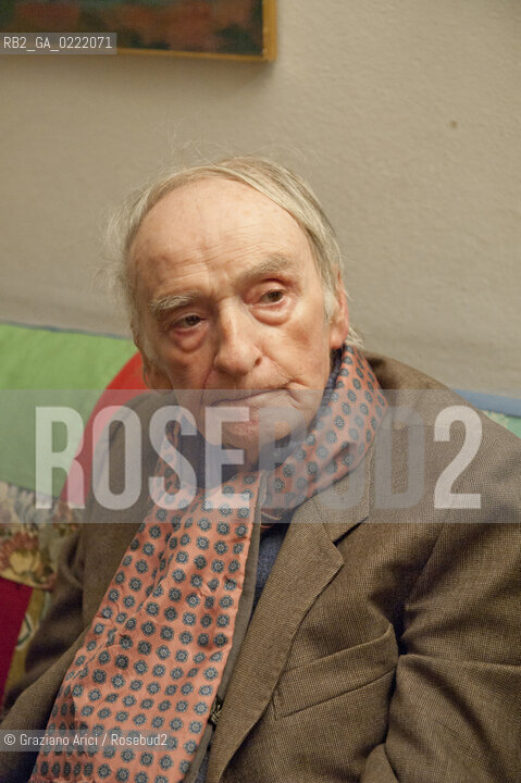 Pieve di Soligo (TV) 14/1/02/11 - In St Valentinès Day, the poet Patrizia Valduga, in Pieve di Soligo to present his book Poeti innamorati about poetry and love, meet the poet Andrea Zanzotto at home letteratura poesia ©Graziano Arici/Rosebud2