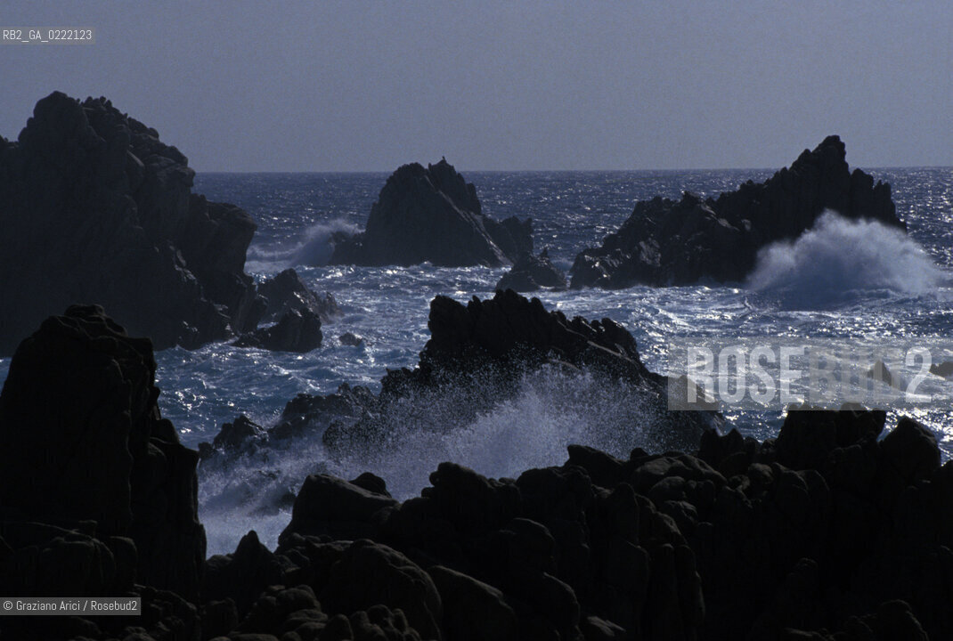 Sardegna,2002.Gallura,Costa Paradiso.Geo isola gallura costa roccia mare onda paradiso.Sardinia,2002.Gallura, Costa Paradiso ©Graziano Arici/Rosebud2