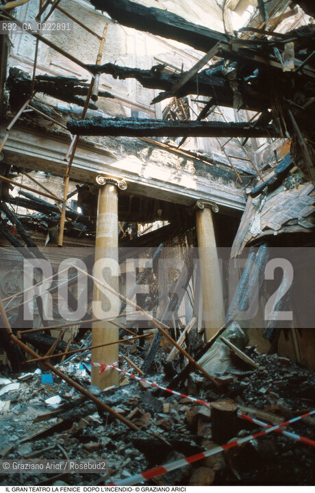 Caption: Nome: ..GRAN TEATRO LA FENICE..Descrizione: ..IL FOYER DOPO LINCENDIO / VENEZIA..Credit: ..Graziano Arici/Rosebud2/..Costo: ..A..Nazione: ..ITALIA..Città: ..VENEZIA..Data: ..FEBBRAIO 1996