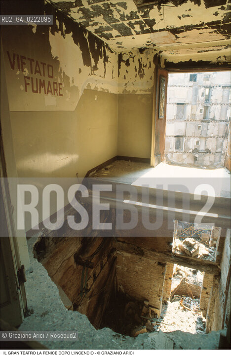Caption: Nome: ..GRAN TEATRO LA FENICE..Descrizione: ..SCALE PER I PALCHI DOPO LINCENDIO / VENEZIA..Credit: ..Graziano Arici/Rosebud2/..Costo: ..A..Nazione: ..ITALIA..Città: ..VENEZIA..Data: ..FEBBRAIO 1996