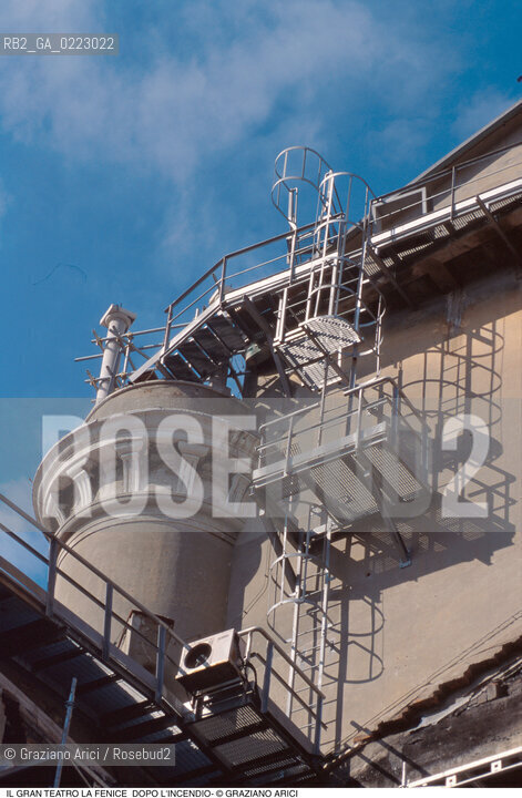 Caption: Nome: ..GRAN TEATRO LA FENICE..Descrizione: ..LA TORRETTA DOPO LINCENDIO / VENEZIA..Credit: ..Graziano Arici/Rosebud2/..Costo: ..A..Nazione: ..ITALIA..Città: ..VENEZIA..Data: ..1996