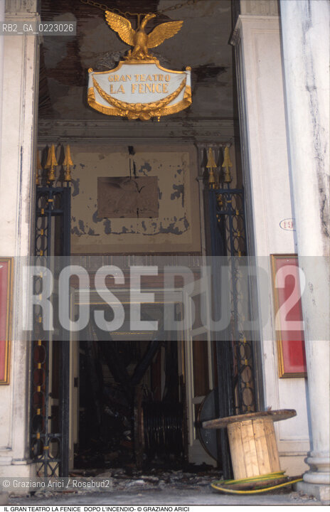 Caption: Nome: ..GRAN TEATRO LA FENICE..Descrizione: ..LINGRESSO DOPO LINCENDIO / VENEZIA..Credit: ..Graziano Arici/Rosebud2/..Costo: ..A..Nazione: ..ITALIA..Città: ..VENEZIA..Data: ..FEBBRAIO 1996