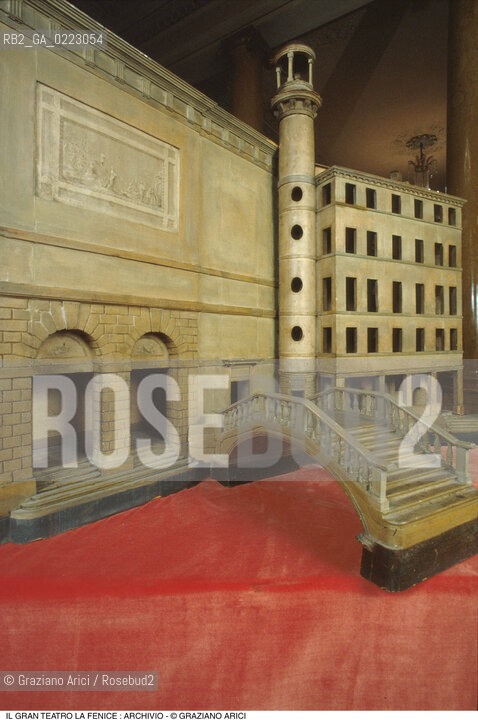 Caption: Nome: ..GRAN TEATRO LA FENICE..Descrizione: ..MODELLO DI GIANNANTONIO SELVA 1790 / VENEZIA..Credit: ..Graziano Arici/Rosebud2/..Costo: ..A..Nazione: ..ITALIA..Città: ..VENEZIA..Data: ..1985 c.a...La cessione dei diritti di questa immagine si intende per quanto di nostra competenza. Non comprende invece le eventuali spese  relative a diritti che potranno essere richiesti dagli Enti o persone fisiche cui appartengono eventualmente i soggetti  ripresi. Tali costi, ove necessari, e l’espletamento di qualsivoglia pratica di richiesta di concessione del permesso di pubblicazione sono esclusivamente a carico e a cura del soggetto acquirente di questa immagine.