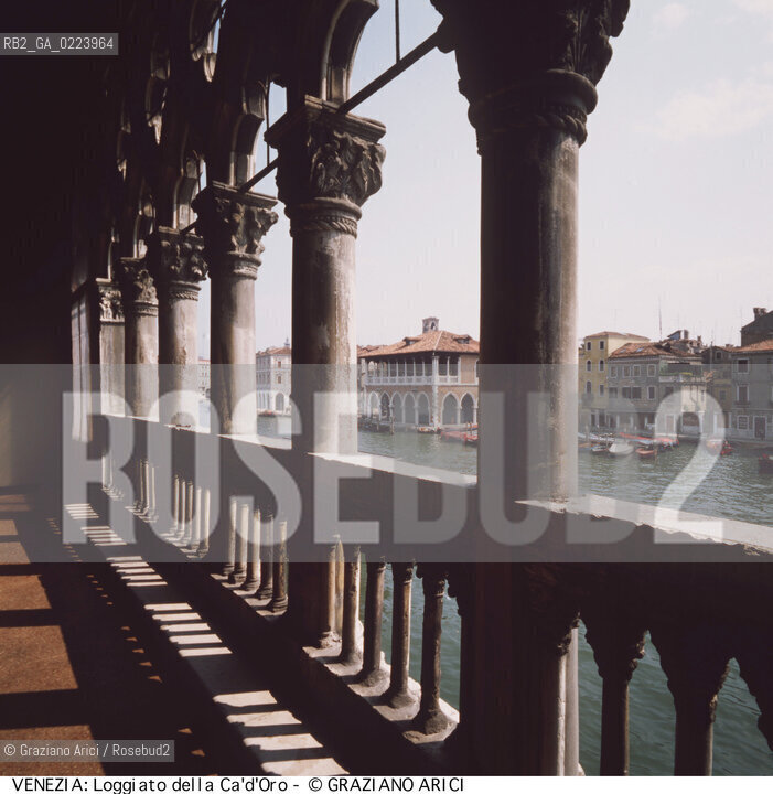 Localizzazione:..VENEZIA / CANNAREGIO..Oggetto:..Soggetto:..CA DORO / GALLERIA FRANCHETTI / LOGGIA..Cronologia: XV SECOLO..Definizione Culturale:..   Autore: MATTEO RAVERTI / GIOVANNI E BARTOLOMEO BON  ..   Stile: GOTICO..   Editori/Stampatori: ..   Committenza: ..Materia e Tecnica:..Collocazione:..Note:..PALAZZI MUSEI RIMANEGGIATO DA G.B. MEDUNA XIX SECOLO..Riproduzione Fotografica:..Copyright:..Graziano Arici/Rosebud2 .Data:..1995..Costo:..A