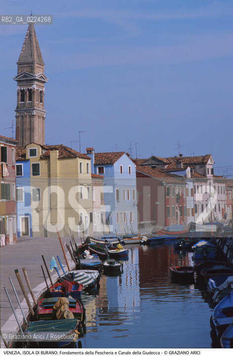 Localizzazione:..VENEZIA / ISOLA DI BURANO..Oggetto:..Soggetto:..CASE FONDAMENTA DELLA PESCHERIA E CANALE DELLA GIUDECCA..Cronologia: ....Definizione Culturale:..   Autore: ..   Stile: ..   Editori/Stampatori:..   Committenza:..Materia e Tecnica:..Collocazione:..Note:....Riproduzione Fotografica:..Graziano Arici/Rosebud2 .Copyright:..Graziano Arici/Rosebud2 .Data:..1995..Costo:..A..