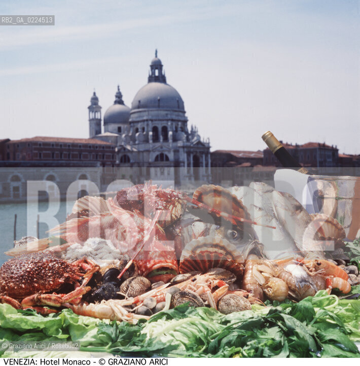 Localizzazione:..VENEZIA / S. MARCO..Oggetto:..Soggetto:..HOTEL MONACO GRAN CANAL / GASTRONOMIA PESCE / SALUTE..Cronologia: ....Definizione Culturale:..   Autore: ..   Stile:..   Editori/Stampatori:..   Committenza:..Materia e Tecnica:..Collocazione:..Note:..ALBERGHI..Riproduzione Fotografica:..Graziano Arici/Rosebud2 .Copyright:..Graziano Arici/Rosebud2 .Data:..1990..Costo:..A..