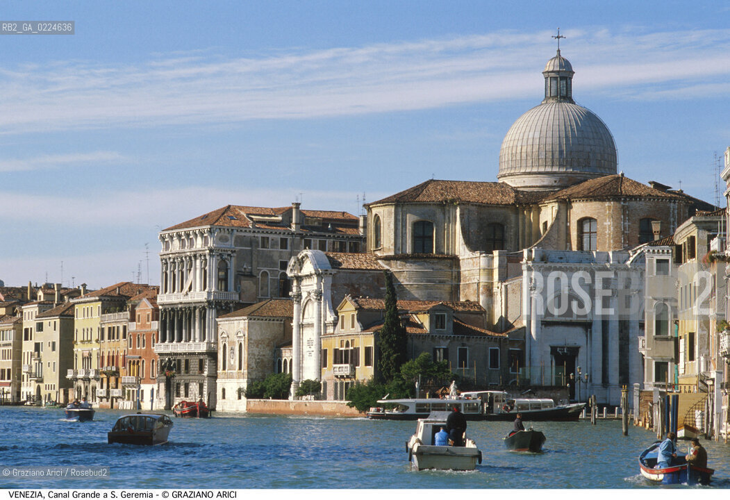 Localizzazione:..VENEZIA / CANNAREGIO..Oggetto:..CANAL GRANDE A S. GEREMIA..Cronologia: ....Definizione Culturale:..   Autore: ..   Stile:..   Editori/Stampatori:..   Committenza:..Materia e Tecnica:..Collocazione:..Note:..BARCHE E CANALI..Riproduzione Fotografica:..Graziano Arici/Rosebud2 .Copyright:..Graziano Arici/Rosebud2 .Data:..1995..Costo:..A..