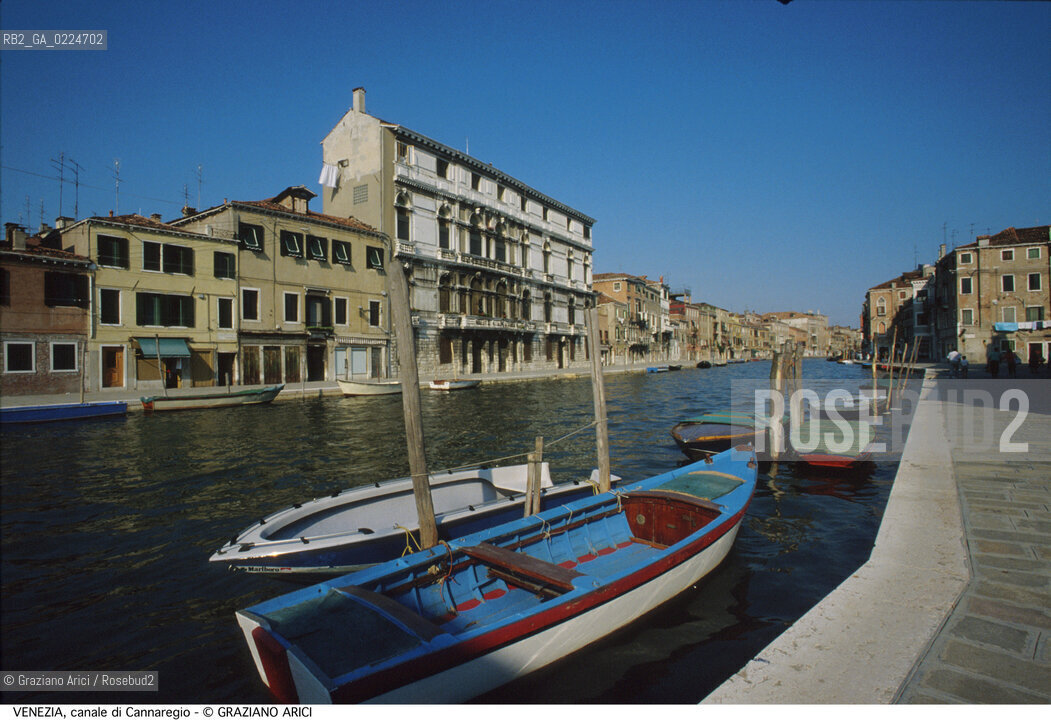 Localizzazione:..VENEZIA / CANNAREGIO..Oggetto:..Soggetto:..FONDAMENTA S. GIOBBE E CANALE DI CANNAREGIO..Cronologia: ....Definizione Culturale:..   Autore: ..   Stile:..   Editori/Stampatori:..   Committenza:..Materia e Tecnica:..Collocazione:..Note:..BARCHE E CANALI..Riproduzione Fotografica:..Graziano Arici/Rosebud2 .Copyright:..Graziano Arici/Rosebud2 .Data:..1995..Costo:..A..