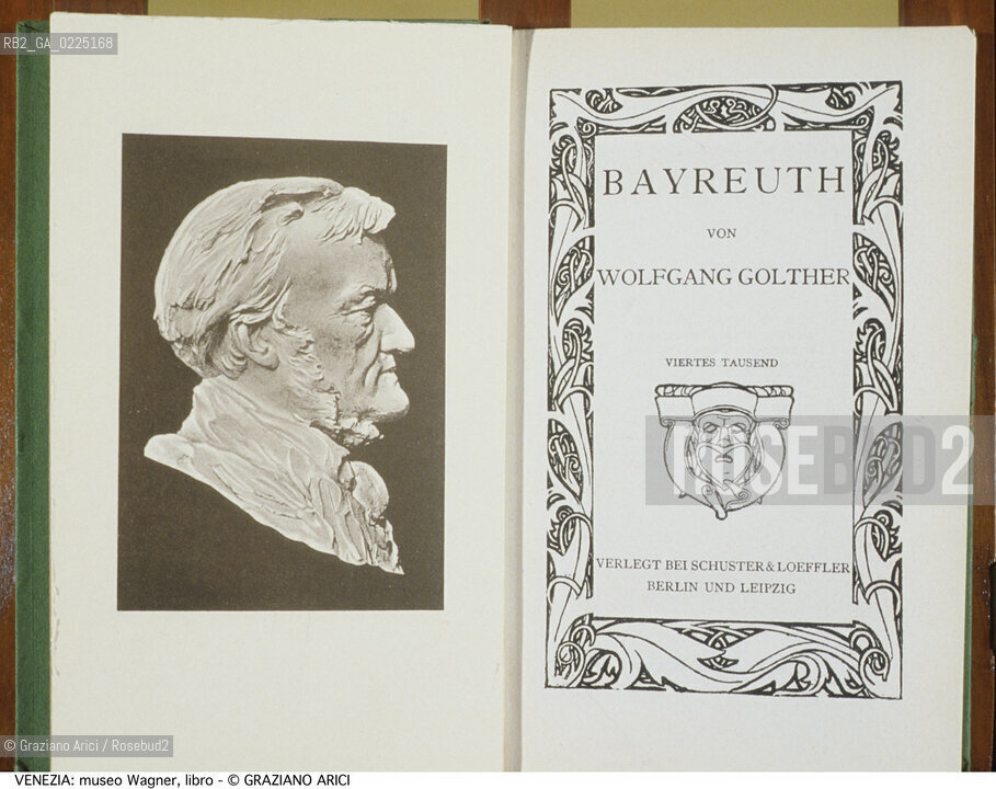 Localizzazione:..VENEZIA / CANNAREGIO..Oggetto:..Soggetto:..CA VENDRAMIN CALERGI / MUSEO RICHARD WAGNER / LIBRO BAYREUTH DI WOLFGANG GOLTHER / RITRATTO DI WAGNER..Cronologia: ....Definizione Culturale:..   Autore: ....   Stile:....   Editori/Stampatori:..   Committenza:..Materia e Tecnica:..Collocazione:..Note:..MONUMENTALE..Riproduzione Fotografica:..Graziano Arici/Rosebud2 .Copyright:..Graziano Arici/Rosebud2 .Data:..1990..La cessione dei diritti di questa immagine si intende per quanto di nostra competenza. Non comprende invece le eventuali spese  relative a diritti che potranno essere richiesti dagli Enti o persone fisiche cui appartengono eventualmente i soggetti  ripresi. Tali costi, ove necessari, e l’espletamento di qualsivoglia pratica di richiesta di concessione del permesso di pubblicazione sono esclusivamente a carico e a cura del soggetto acquirente di questa immagine.