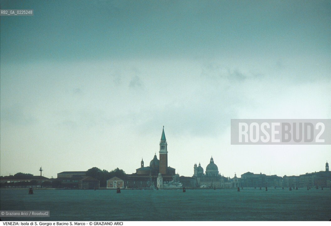 Localizzazione:..VENEZIA / S. MARCO..Oggetto:..Soggetto:..ISOLA DI S. GIORGIO MAGGIORE / BACINO S. MARCO E SALUTE..Cronologia: ....Definizione Culturale:..   Autore: ....   Stile:....   Editori/Stampatori:..   Committenza:..Materia e Tecnica:..Collocazione:..Note:..MONUMENTALE..Riproduzione Fotografica:..Graziano Arici/Rosebud2 .Copyright:..Graziano Arici/Rosebud2 .Data:..1995..Costo:..A..