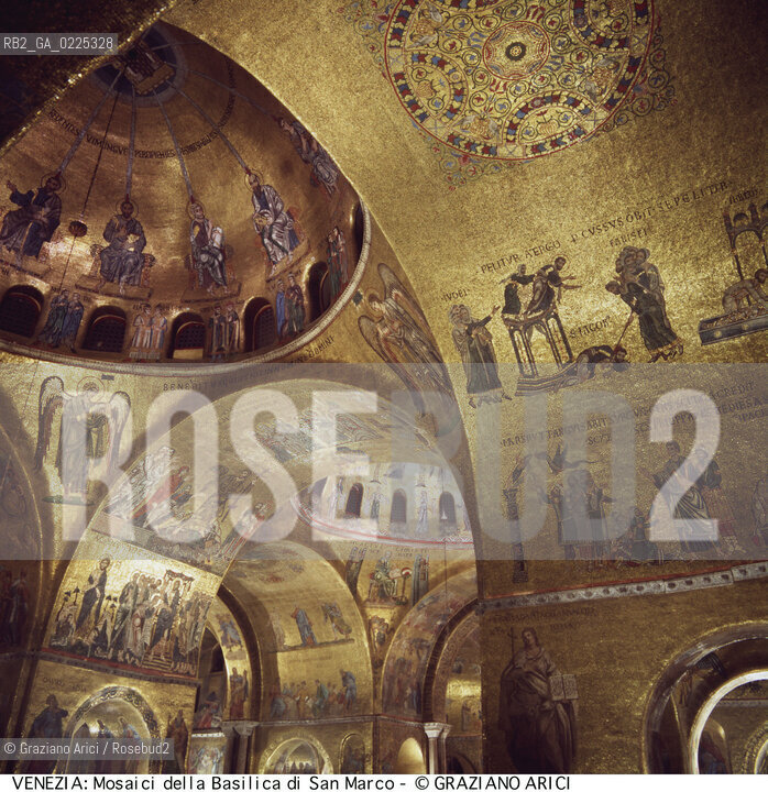Localizzazione:..VENEZIA / S. MARCO..Oggetto:..Soggetto:..BASILICA DI SAN MARCO / MOSAICI..Cronologia: ..XII XIII XIV SEC..Definizione Culturale:..   Autore: ..   Stile: GOTICO BIZANTINO ROMANICO..   Editori/Stampatori:..   Committenza:..Materia e Tecnica:..Collocazione:..Note:..CHIESE..Riproduzione Fotografica:..Graziano Arici/Rosebud2 .Copyright:..Graziano Arici/Rosebud2 .Data:..1998..Costo:..A..