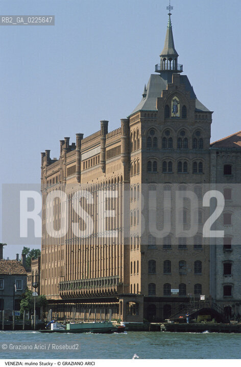 Localizzazione:..VENEZIA / ISOLA DELLA GIUDECCA..Oggetto:..Soggetto:..MULINO STUCKY..Cronologia: ..XIX XX SECOLO..Definizione Culturale:..   Autore: ..ERNEST WULLEKOPF..   Stile:....   Editori/Stampatori:..   Committenza:..Materia e Tecnica:..MATTONI..Collocazione:..Note:..MONUMENTALE ARCHEOLOGIA INDUSTRIALE..Riproduzione Fotografica:..Graziano Arici/Rosebud2 .Copyright:..Graziano Arici/Rosebud2 .Data:..1995..Costo:..A..