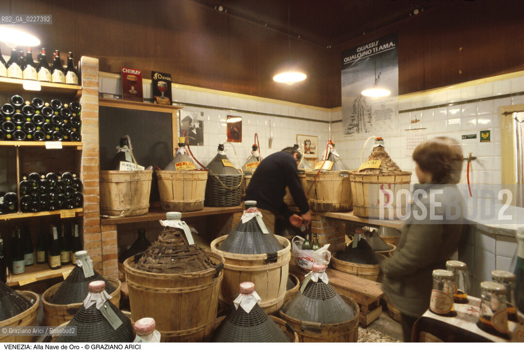 VENEZIA ENOTECA ALLA NAVE DE ORO © 2003 Graziano Arici/Rosebud2 VINO