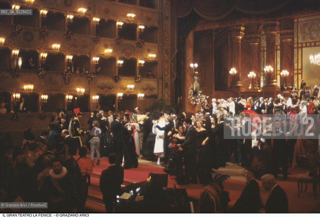 Caption: Nome: ..GRAN TEATRO LA FENICE..Descrizione: ..SALA FESTA DI CARNEVALE / VENEZIA BALLO..Credit: ..Graziano Arici/Rosebud2/..Costo: ..A..Nazione: ..ITALIA..Città: ..VENEZIA..Data: ..1985 ca.
