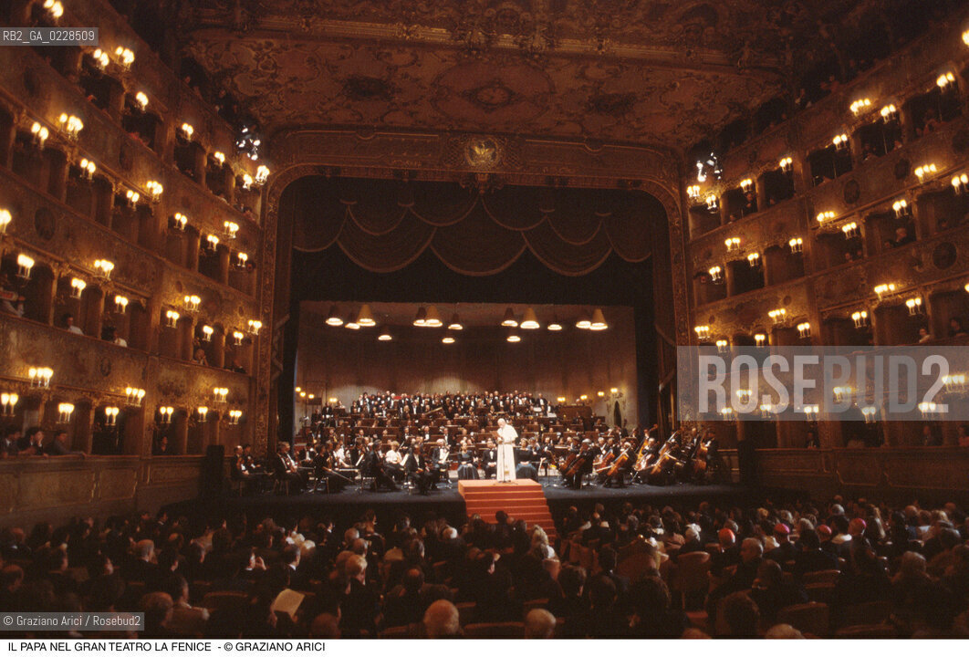 Caption: Nome: ..GRAN TEATRO LA FENICE..Descrizione: ..IL PAPA GIOVANNI PAOLO II - KAROL WOJTYLA  / VENEZIA..Credit: ..Graziano Arici/Rosebud2/..Costo: ..A..Nazione: ..ITALIA..Città: ..VENEZIA..Data: ..16/06/1985