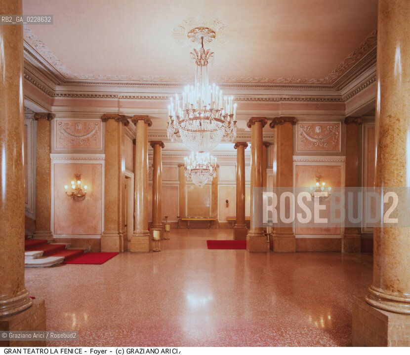Nome: ..GRAN TEATRO LA FENICE..Descrizione: ..FOYER / VENEZIA..Credit: ..Graziano Arici/Rosebud2/..Costo: ..A..Nazione: ..ITALIA..Città: ..VENEZIA..Data: ..1985 ca...