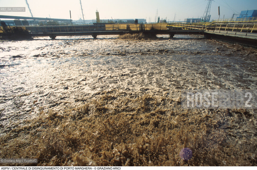 Nome: ..ASPIV..Descrizione: ..CENTRALE DI DISINQUINAMENTO DI PORTO MARGHERA..Credit: ..Graziano Arici/Rosebud2 ...Nazione: ..ITALIA..Città: ....Data: ..1998
