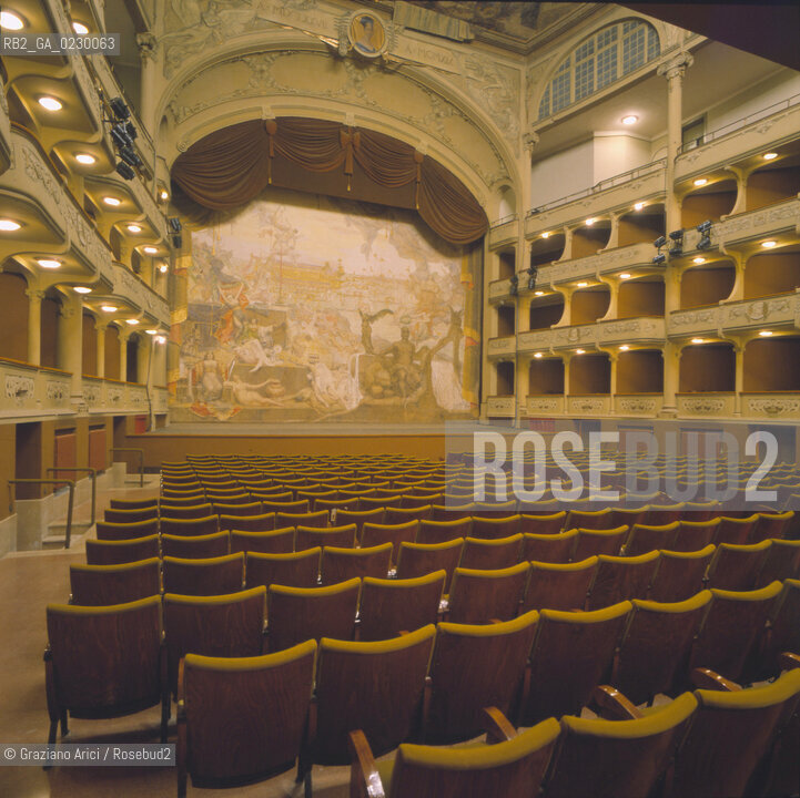 Nome: ..IL TEATRO MALIBRAN PRIMA DEL RESTAURO..Descrizione: ..SALA..Credit: ..Graziano Arici/Rosebud2 .Costo: ..A..Nazione: ....Città: ..VENEZIA..VENICE..Data: ..1986