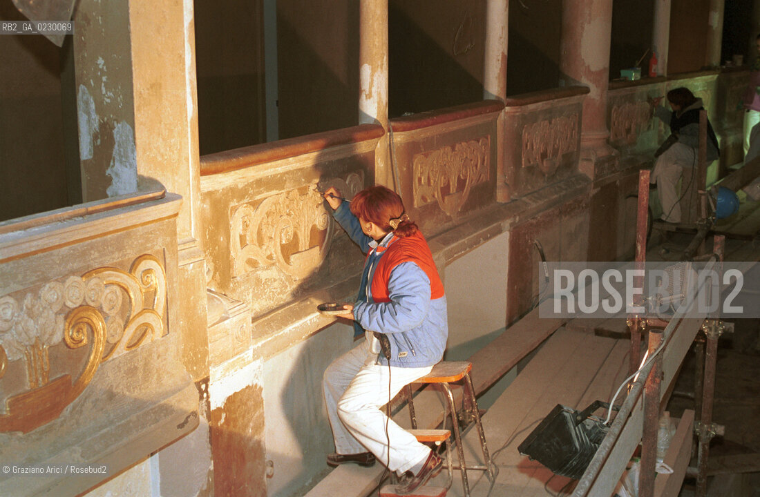 Nome: ..RESTAURO DEL TEATRO MALIBRAN..Descrizione: ..SALA STUCCHI..Credit: ..Graziano Arici/Rosebud2 .Costo: ..A..Nazione: ....Città: ..VENEZIA..VENICE..Data: ..29/01/01