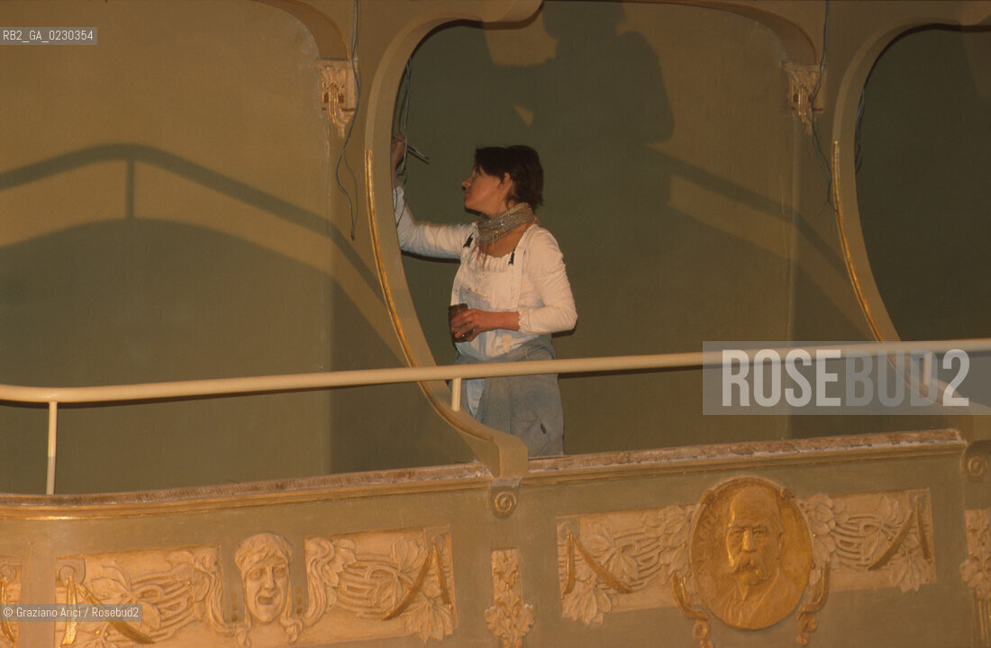 Nome: ..RESTAURO DEL TEATRO MALIBRAN..Descrizione: ..SALA AFFRESCHI E DECORAZIONI A STUCCO..Credit: ..Graziano Arici/Rosebud2 .Costo: ..A..Nazione: ....Città: ..VENEZIA..VENICE..Data: ..24/04/01