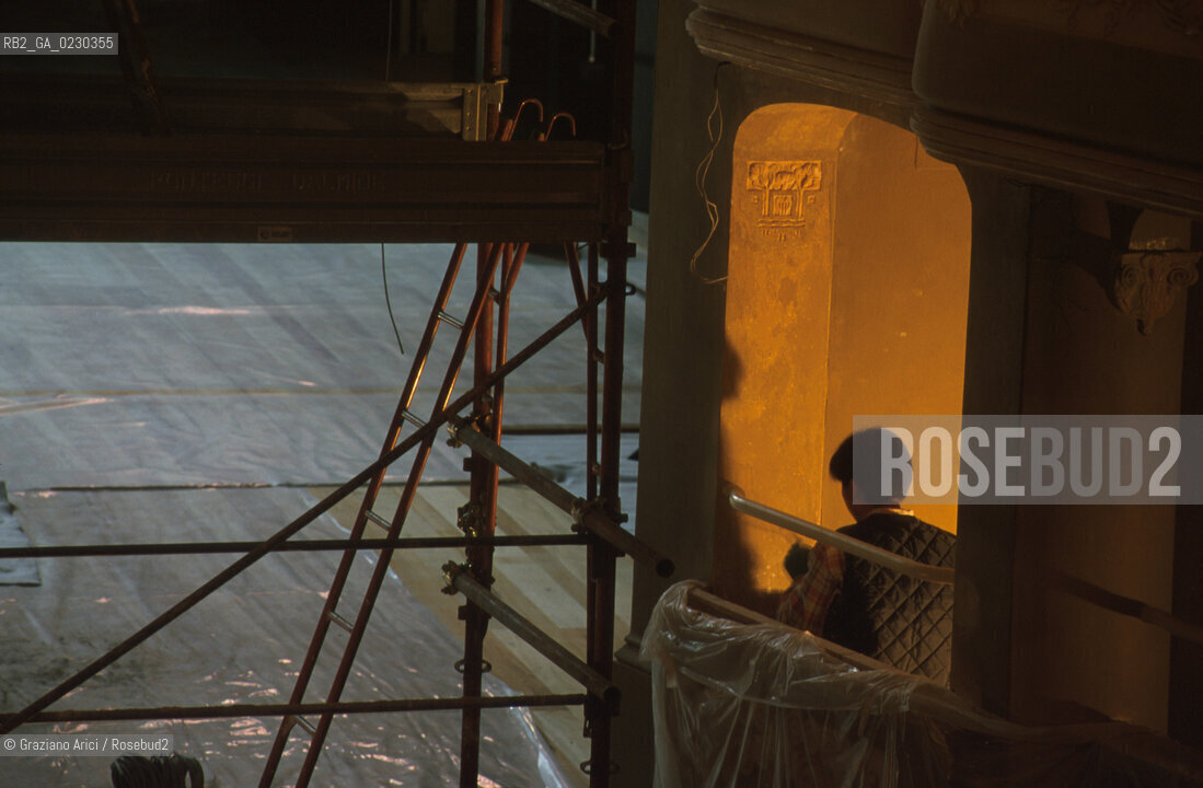 Nome: ..RESTAURO DEL TEATRO MALIBRAN..Descrizione: ..SALA AFFRESCHI E DECORAZIONI A STUCCO..Credit: ..Graziano Arici/Rosebud2 .Costo: ..A..Nazione: ....Città: ..VENEZIA..VENICE..Data: ..24/04/01