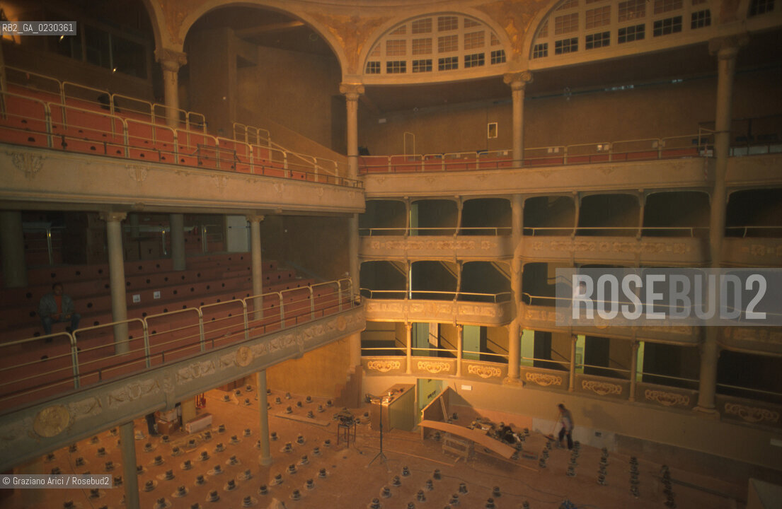 Nome: ..RESTAURO DEL TEATRO MALIBRAN..Descrizione: ..SALA AFFRESCHI E DECORAZIONI A STUCCO..Credit: ..Graziano Arici/Rosebud2 .Costo: ..A..Nazione: ....Città: ..VENEZIA..VENICE..Data: ..24/04/01