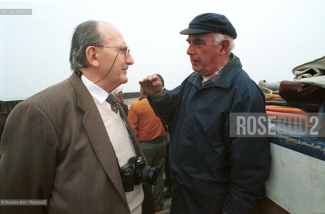 Nome:..BARENA SITO DI SAN MARCO IN BOCCALAMA....Localizzazione:..VENEZIA /  LAGUNA SUD..VENICE /  THE SOUTH LAGOON..Soggetto:..RICERCHE SUBACQUEEE / IDRA / CONSORZIO VENEZIA NUOVA / LAVORI DI RILEVAZIONE E MESSA IN ASCIUTTO DELLAREA DELLANTICA ISOLA E  DELLE DUE IMBARCAZIONI / GALEA / RASCONA / ARCHEOLOGIA / LARCHEOLOGO TITO CANAL CON LO STORICO WLADIMIRO DORIGO..Cronologia:..1300 / XIV SECOLO....Autore:......Stile:......Editori Stampatori:......Committenza:......Materia e Tecnica:......Collocazione:......Note:....Riproduzione Fotografica:..Graziano Arici/Rosebud2 ...Copyright:..Graziano Arici / rosebud2/....Data:..2001....Costo:..A....Key:..ISOLE ABBANDONATE..UNINHABITED ISLANDS