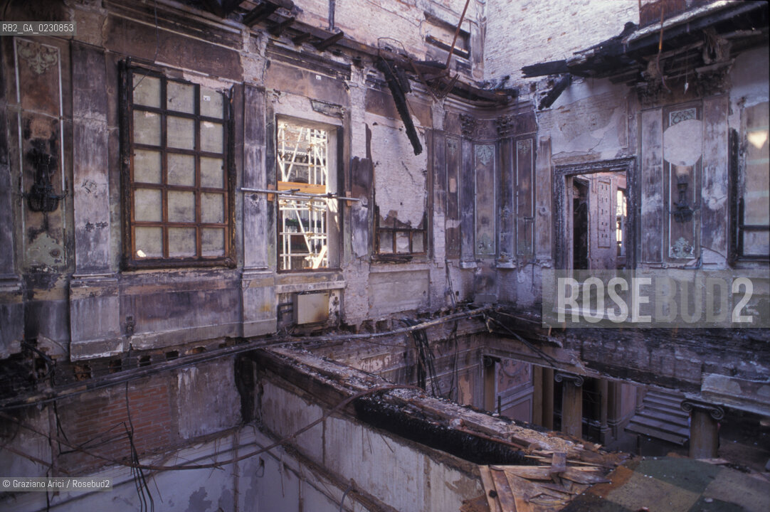 Nome: ..GRAN TEATRO LA FENICE..Descrizione: ..LE SALE APOLLINEE DOPO LINCENDIO / VENEZIA..Credit: ..Graziano Arici/Rosebud2/..Costo: ..A..Nazione: ..ITALIA..Città: ..VENEZIA..Data: ..1996